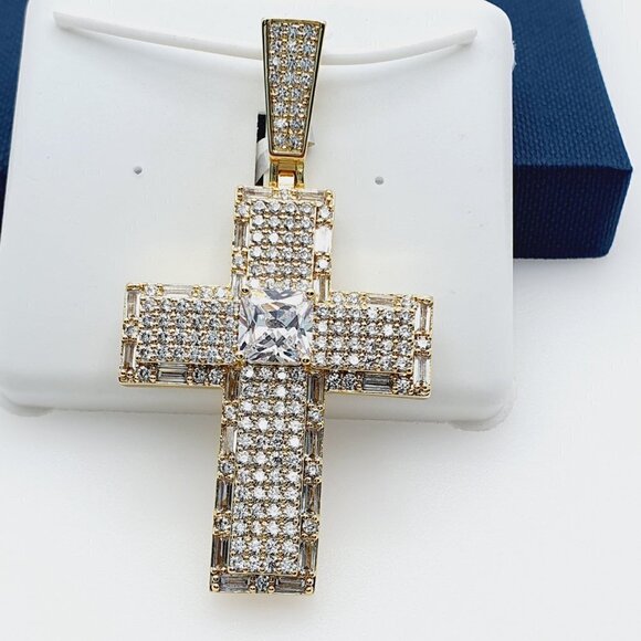 14K Gold Plated Cubic Zircon Pendant, EVBRS508 - Picture 1 of 9